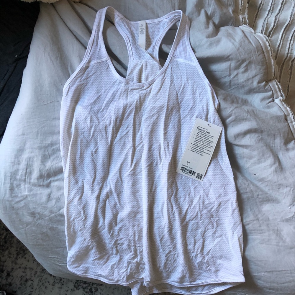 BNWT White Lululemon Essential Tank - Pleated